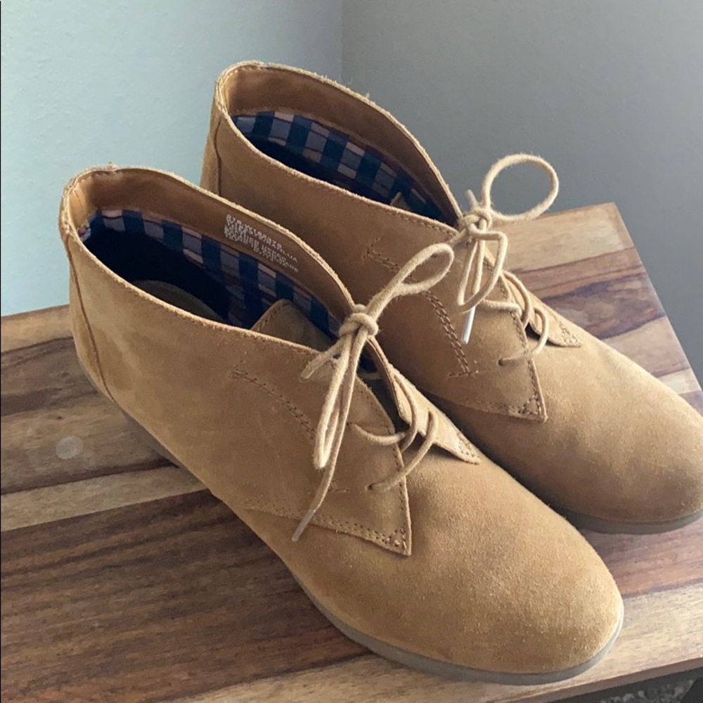 White Mountain Suede Wedges as 10